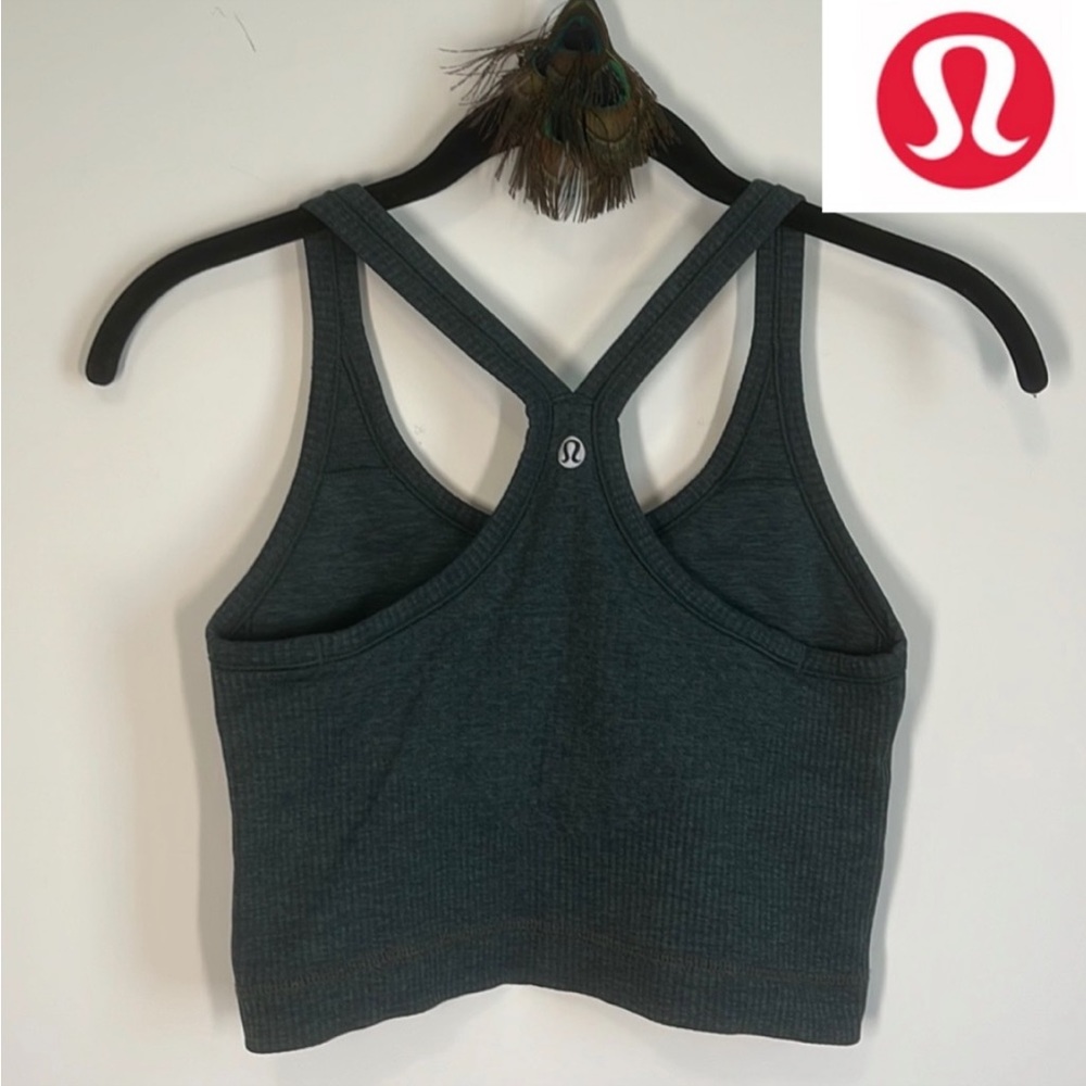 Lululemon crop top